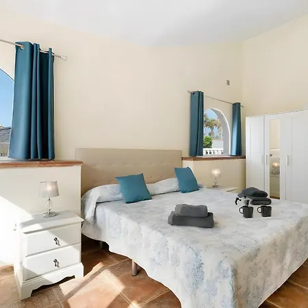 Casa Suenos * 圣米格尔德阿沃纳