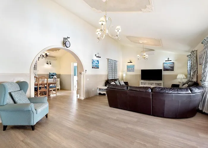 Casa Suenos * 圣米格尔德阿沃纳