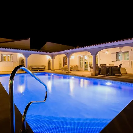 Casa Suenos Vila *