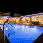 Casa Suenos Villa *